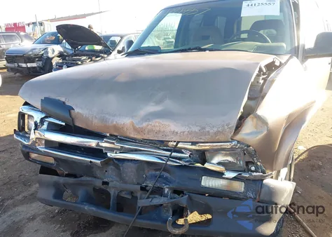 1996 Chevrolet Blazer from USA, damaged, VIN 1GNDT13W8T2247278